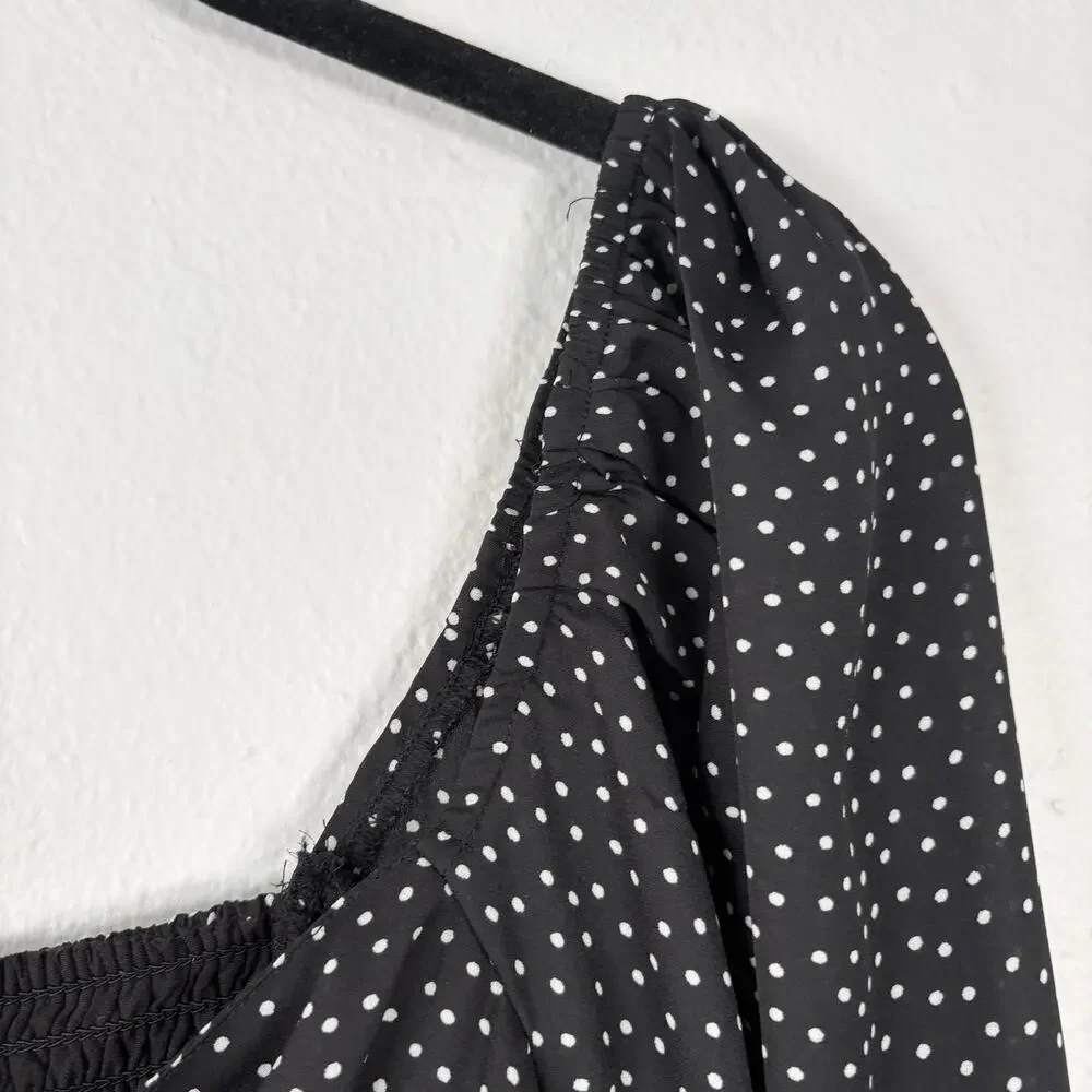 Abercrombie & Fitch lightweight material